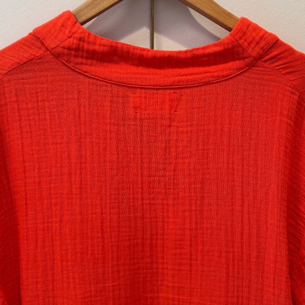 Xirena Avery V-Neck in Red Orange | Size Small - Picture 4 of 9